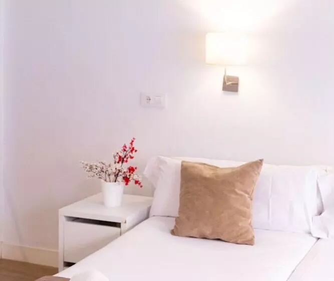 Fotos del hotel Neomagna Madrid:  16