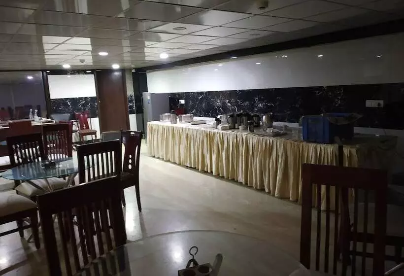 Fotos del hotel Sohi Residency:  23