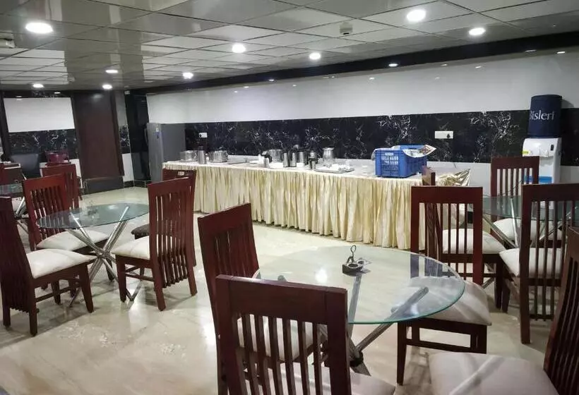 Fotos del hotel Sohi Residency:  12