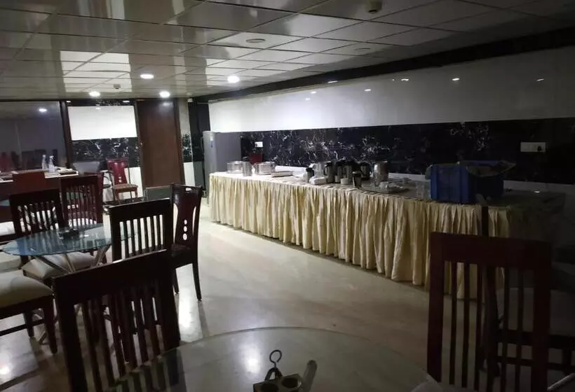 Fotos del hotel Sohi Residency:  25