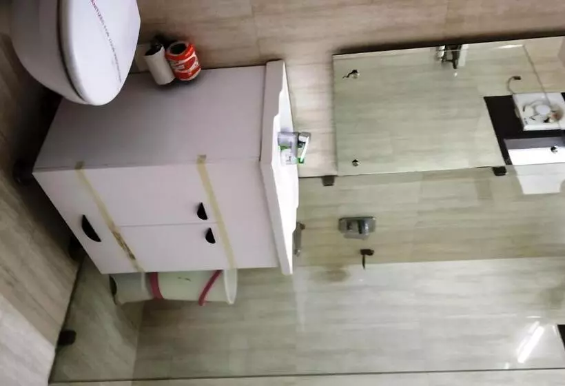 Fotos del hotel Sohi Residency:  18