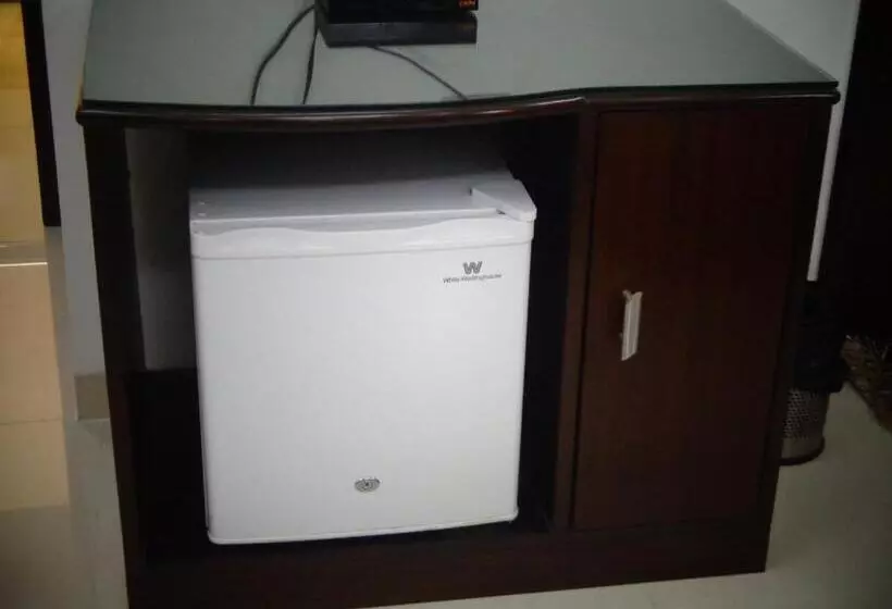 Fotos del hotel Sohi Residency:  14