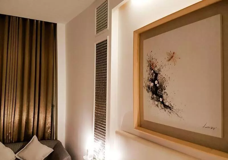 Fotos del hotel The White  8a Thai Van Lung:  25