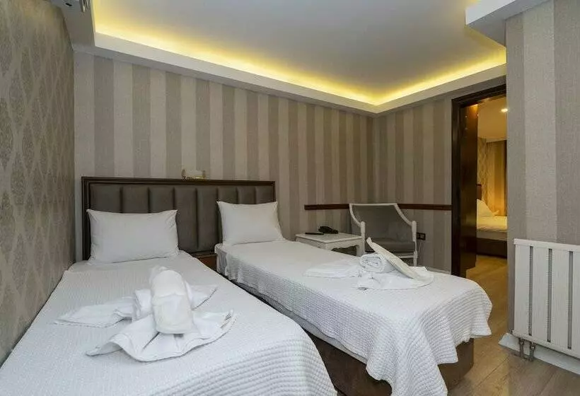 Fotos del hotel Moss Suites:  2