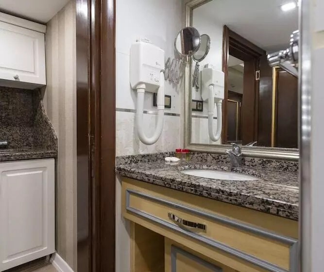 Fotos del hotel Moss Suites:  4