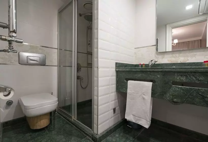 Fotos del hotel Moss Suites:  7