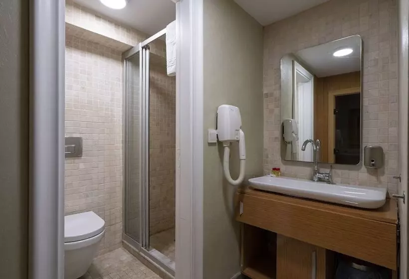 Fotos del hotel Moss Suites:  14