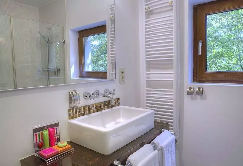 Fotos del hotel Villa Chambers N Charm:  5