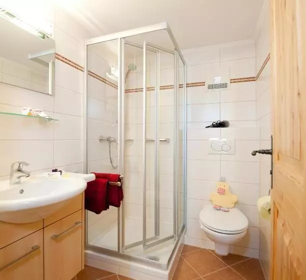 Fotos del hotel Komfortbauernhof Zittrauerhof:  9