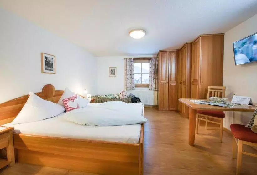 Fotos del hotel Komfortbauernhof Zittrauerhof:  2