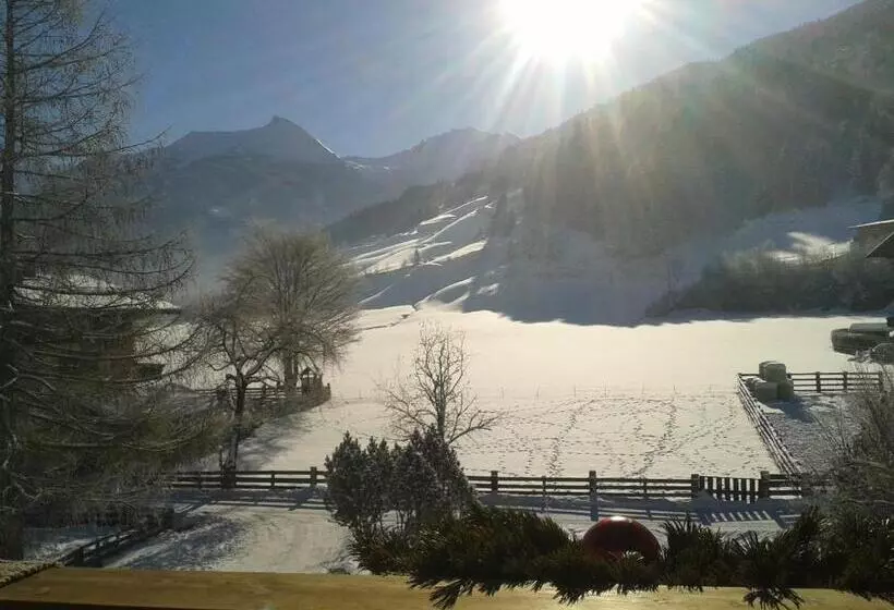 Fotos del hotel Komfortbauernhof Zittrauerhof:  16