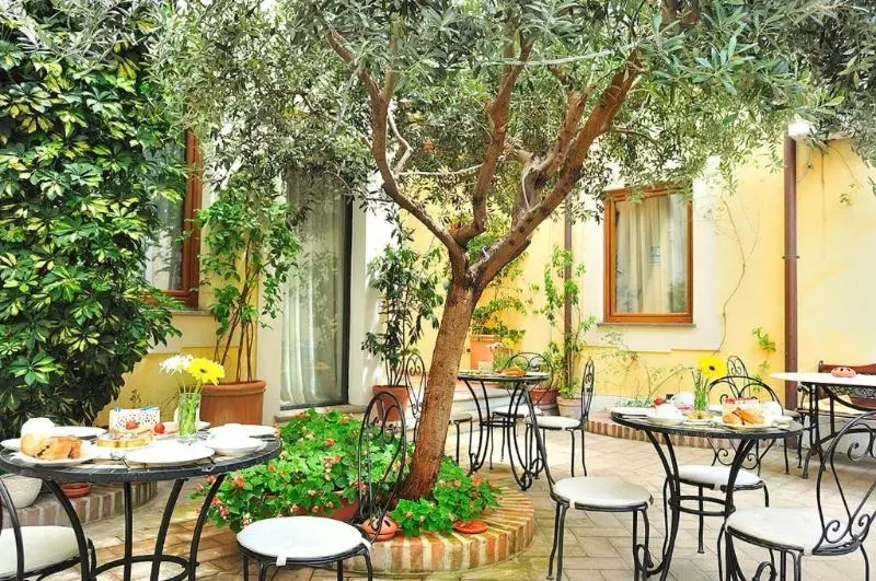 Fotos del hotel Relais Le Clarisse:  15