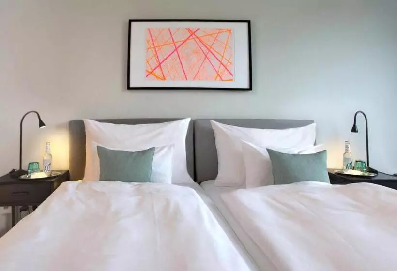 Fotos del hotel Rotkreuzplatz:  12