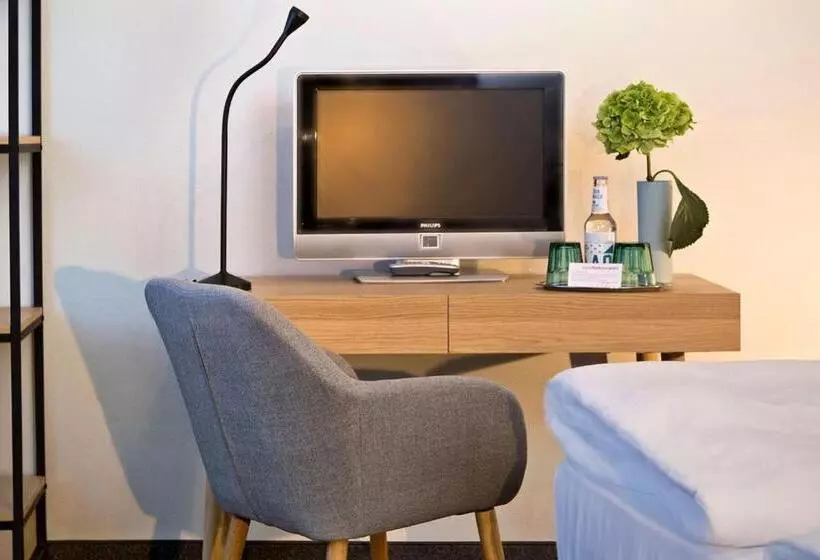 Fotos del hotel Rotkreuzplatz:  23