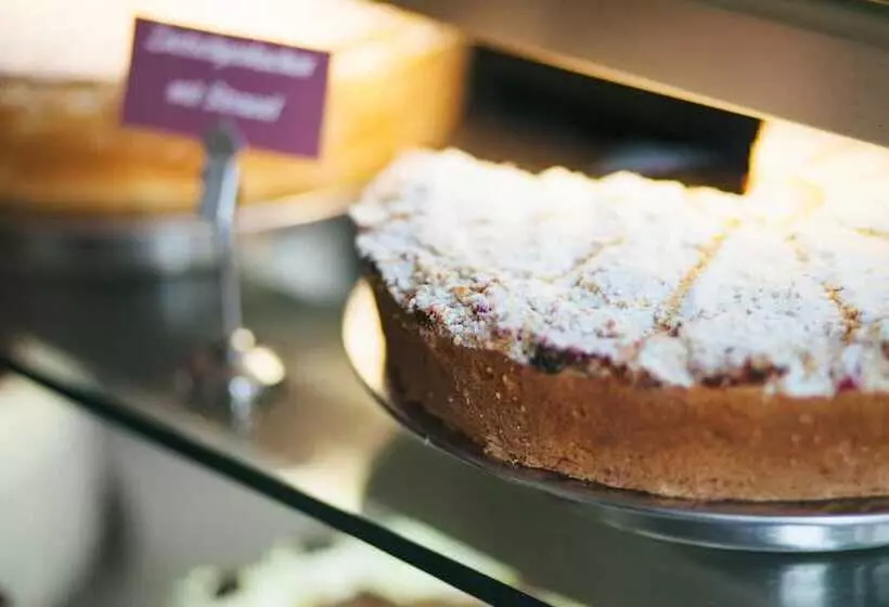 Fotos del hotel Löwe Am Tiergarten Hotel*cafe-restaurant*bar:  25