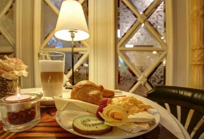 Fotos del hotel Centro Hotel Blankenburg By Ina:  15