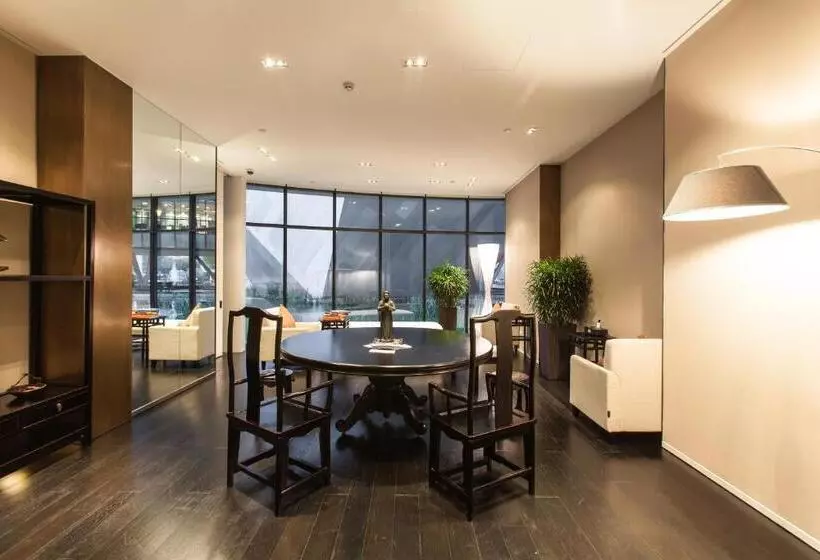 Fotos del hotel Momc:  13