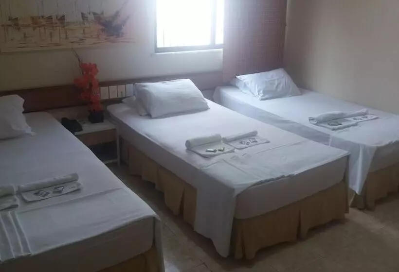 Fotos del hotel Malibu:  13