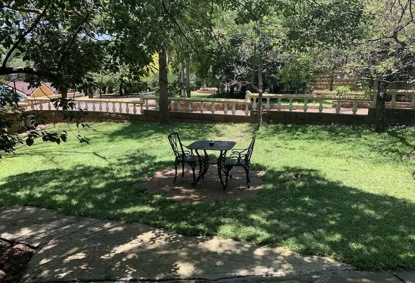 Fotos del hotel Casta Diva:  11