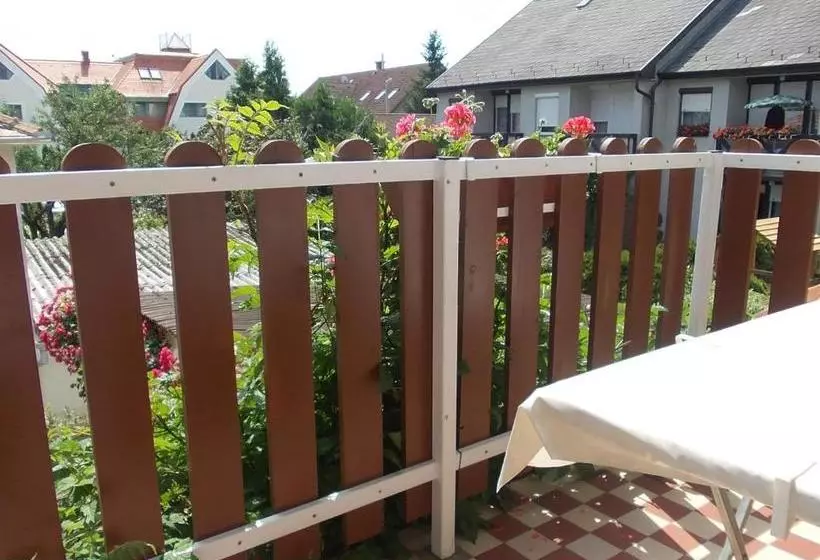 Fotos del hotel Judit Vendégház:  2