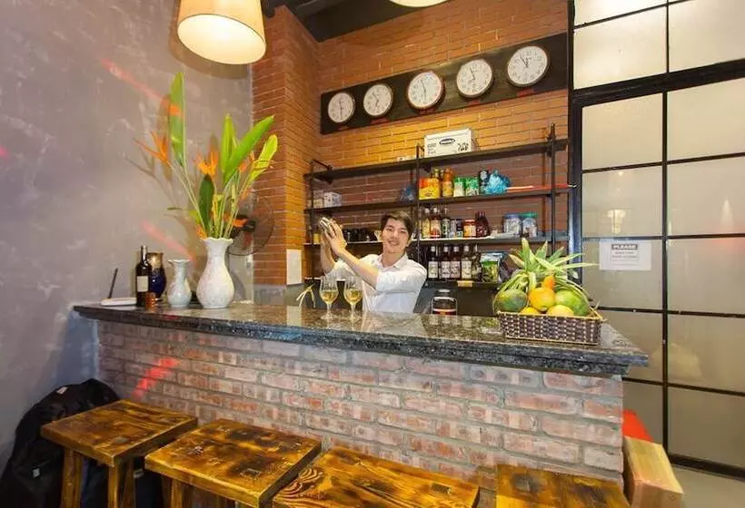 Fotos del hotel Luxury Backpakers:  9