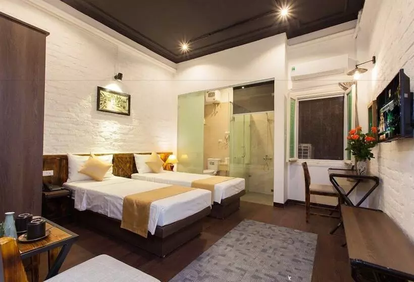 Fotos del hotel Luxury Backpakers:  24