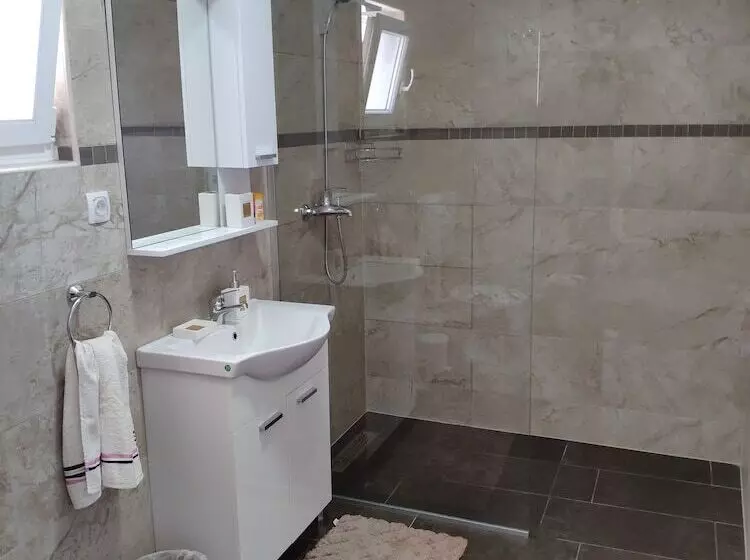 Fotos del hotel Pansion Villa Anja:  6