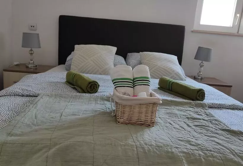 Fotos del hotel Pansion Villa Anja:  24