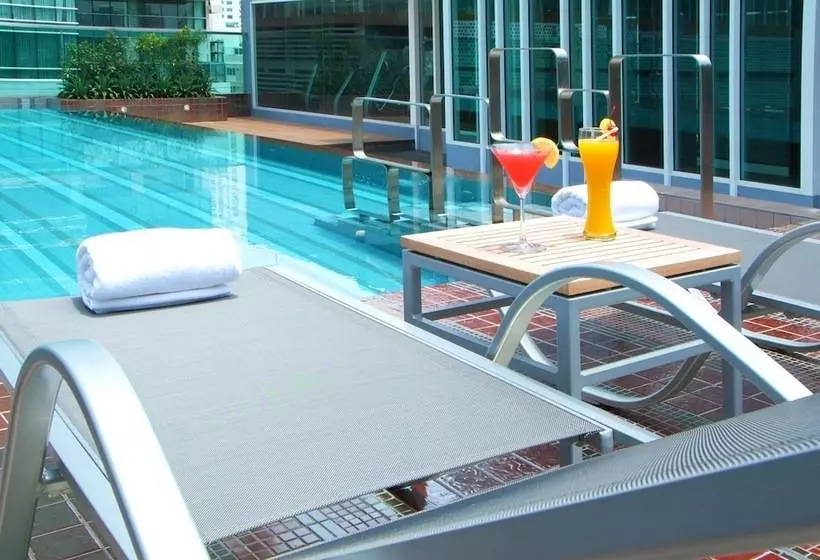 Fotos del hotel Amora Neoluxe Suites:  7