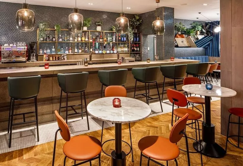 Fotos del hotel Ibis Styles Edinburgh St Andrew Square:  23