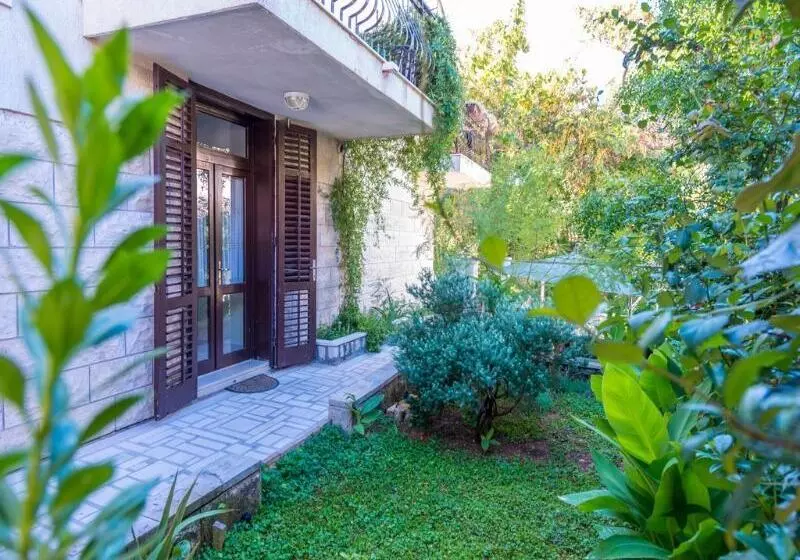 Fotos del hotel Villa Lia:  7