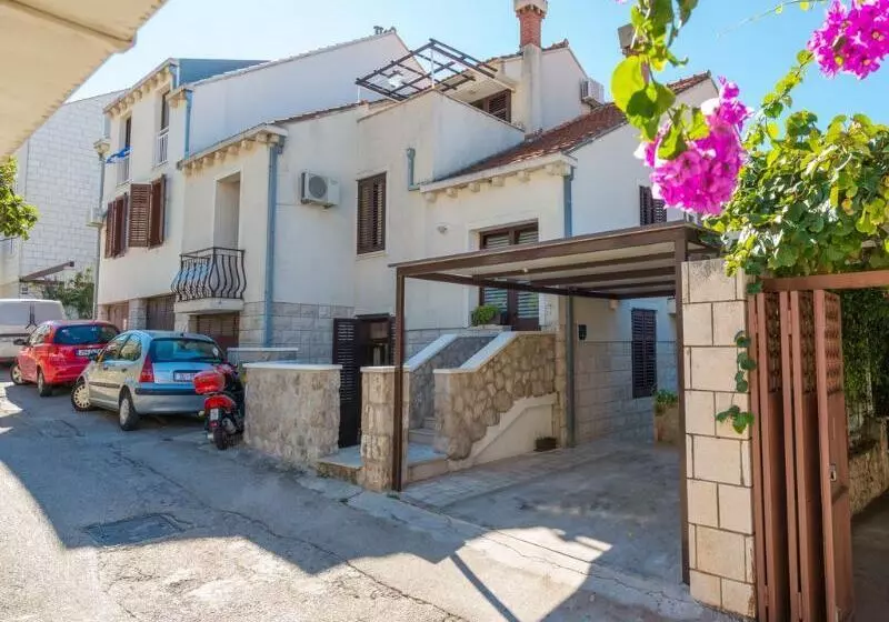 Fotos del hotel Villa Lia:  5