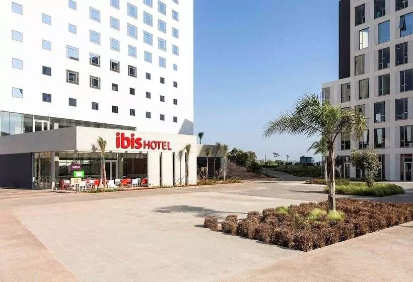 Ibis Casanearshore