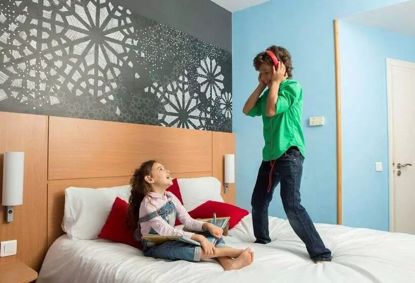 Fotos del hotel Ibis Casanearshore:  2