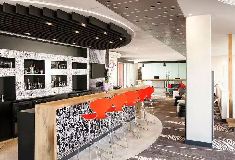 Fotos del hotel Ibis Casanearshore:  14