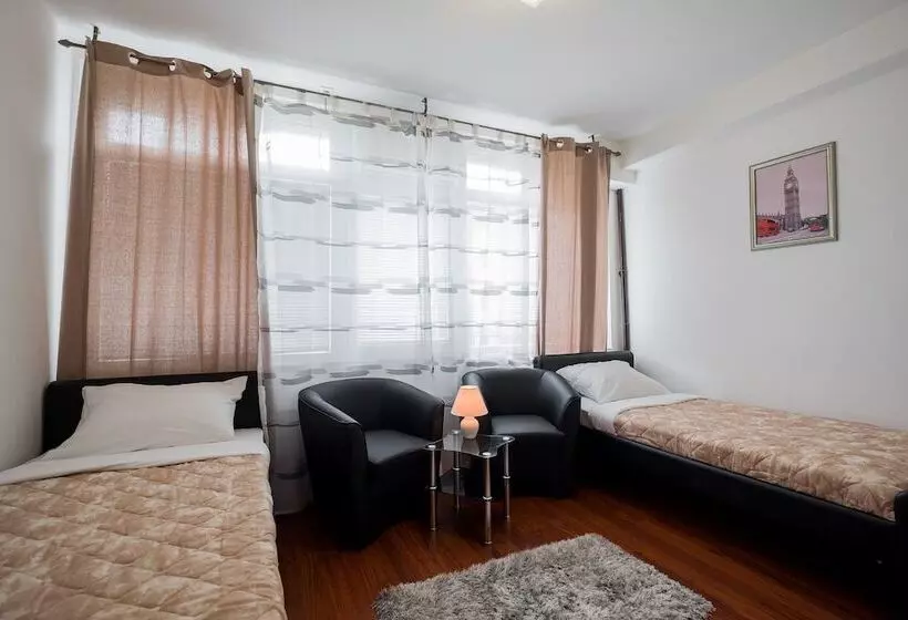 Fotos del hotel Downtown Apartments Bane:  10