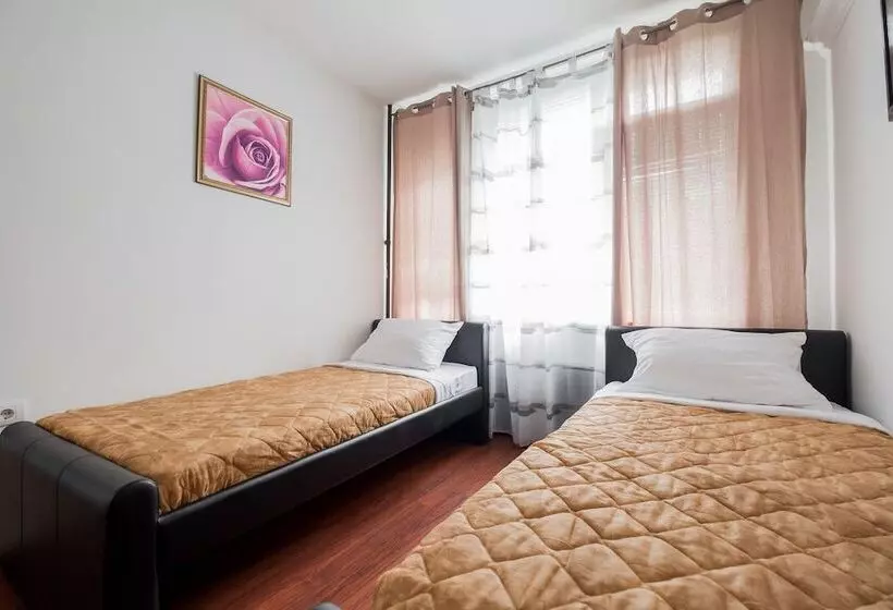 Fotos del hotel Downtown Apartments Bane:  22