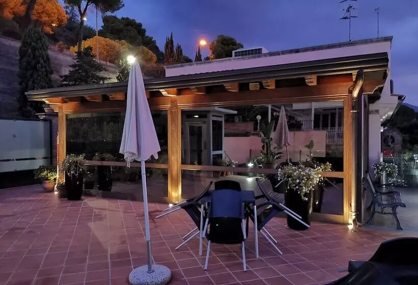 Fotos del hotel Borromeo Resort:  7