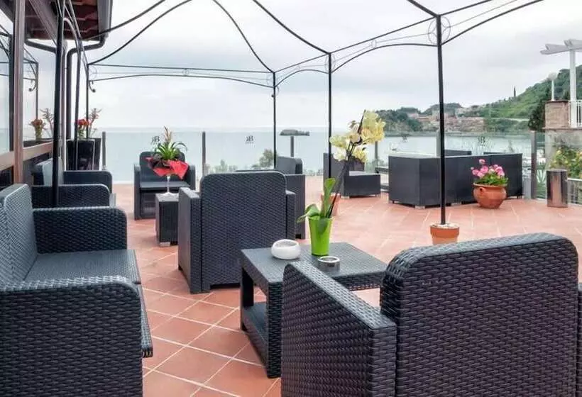 Fotos del hotel Borromeo Resort:  3