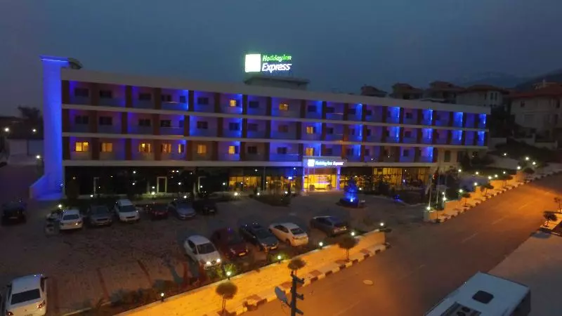 Fotos del hotel Holiday Inn Express Manisa-west, An Ihg:  11