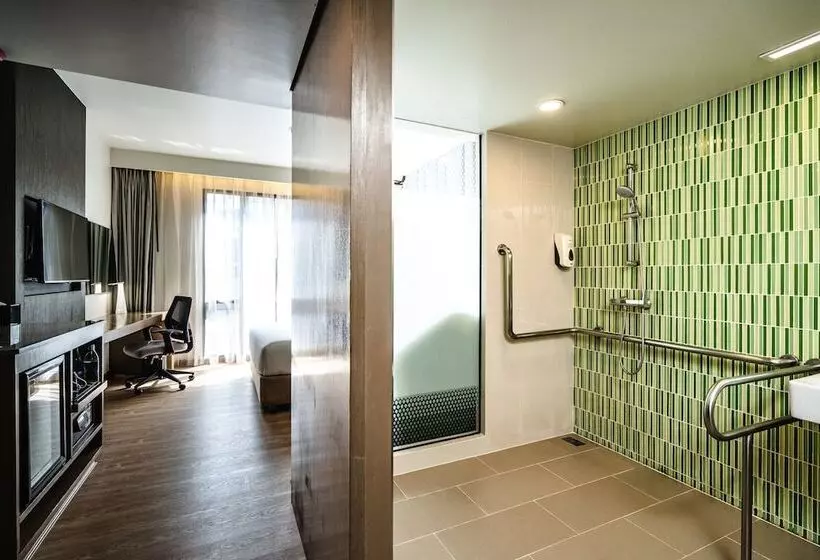 Fotos del hotel Holiday Inn Express Bangkok Sukhumvit 11, An Ihg   Sha Extra Plus:  5