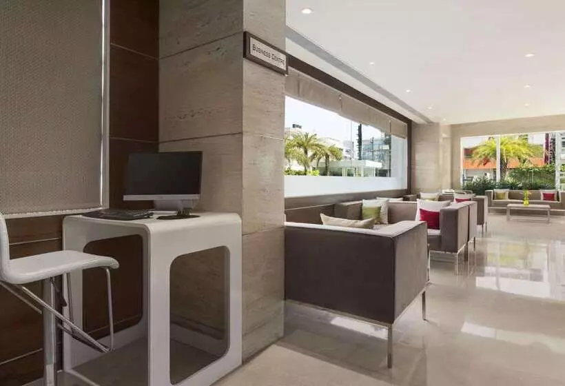 Fotos del hotel Ramada Encore Domlur Bangalore:  18