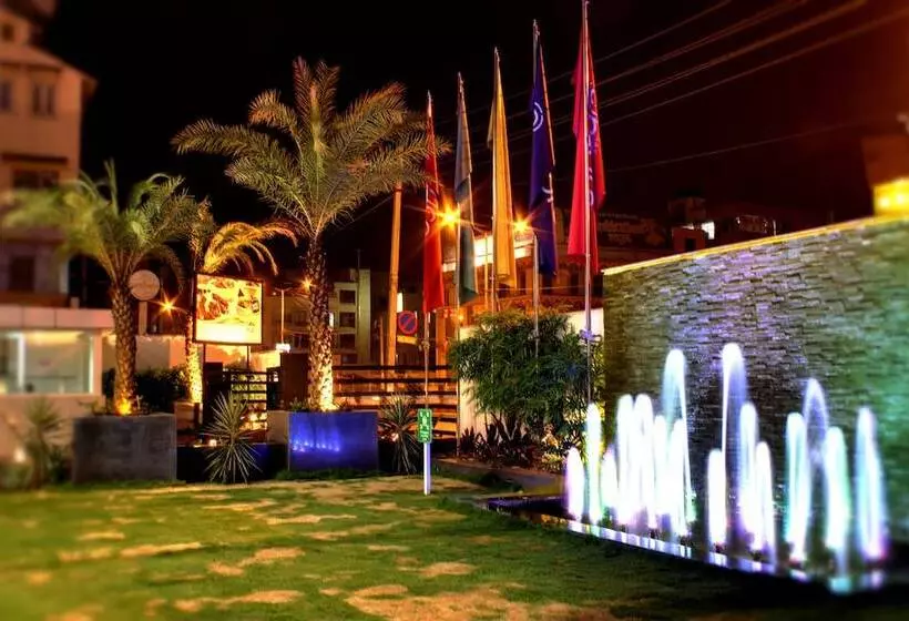 Fotos del hotel Ramada Encore Domlur Bangalore:  15