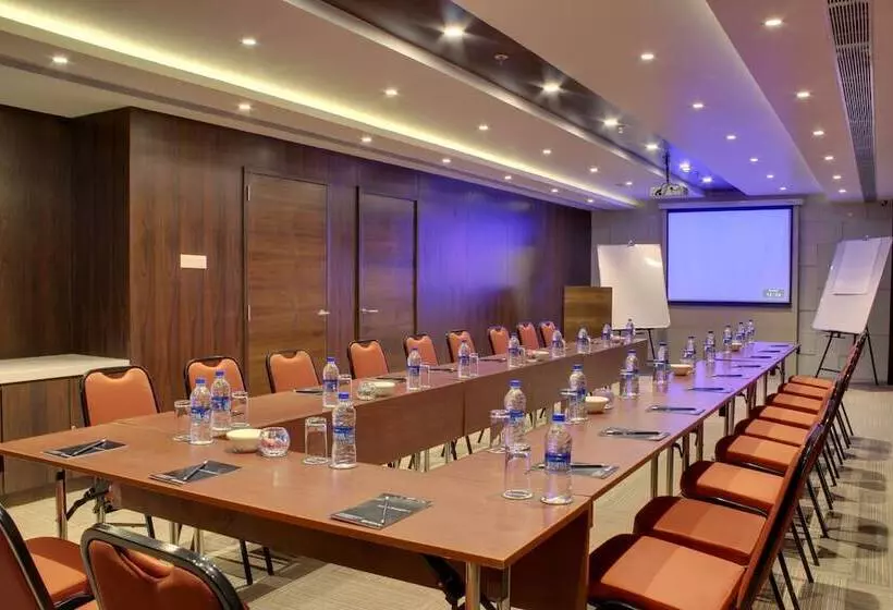 Fotos del hotel Ramada Encore Domlur Bangalore:  6