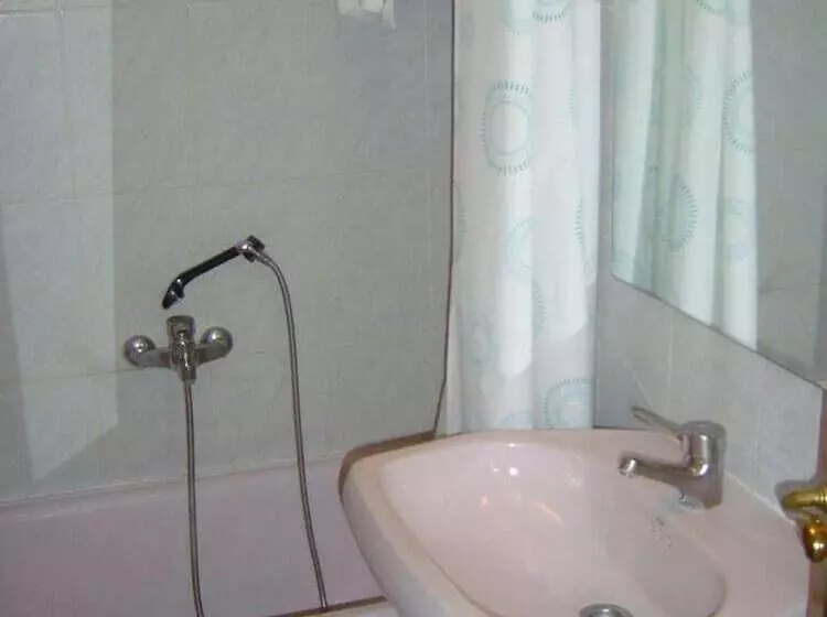 Fotos del hotel Lazaro:  6