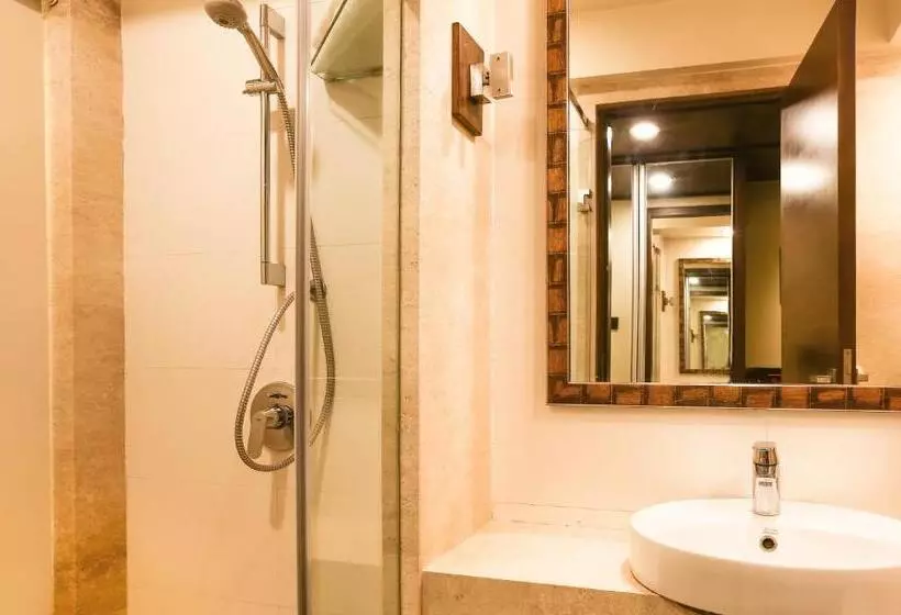 Fotos del hotel Treebo Tryst Eden Residency South City 1:  18