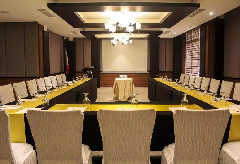 Fotos del hotel Brentwood Suites:  14