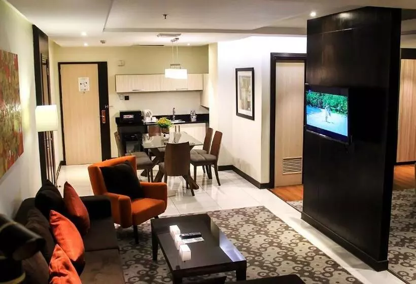 Fotos del hotel Brentwood Suites:  25