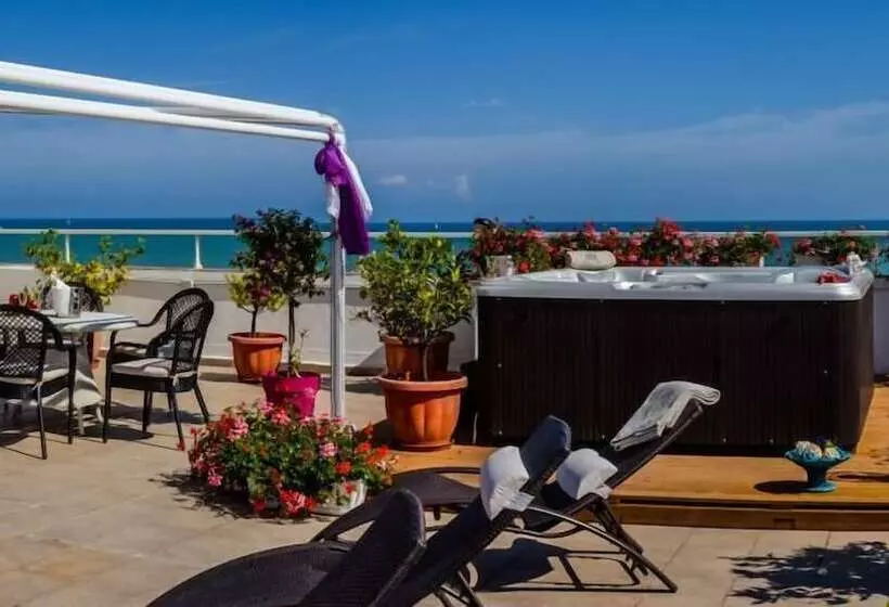 Fotos del hotel Caggiari:  23