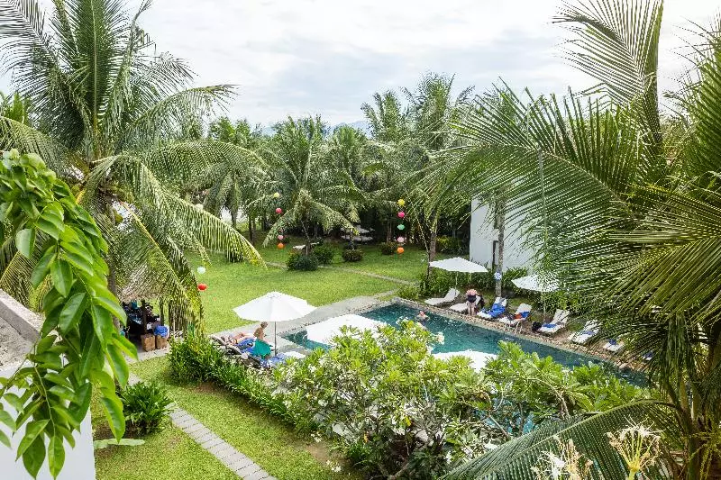 Fotos del hotel Vinh Hung Emerald Resort:  2